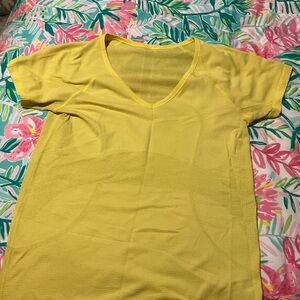 Lululemon Athletica Yellow V-Neck Short Sleeve Tee